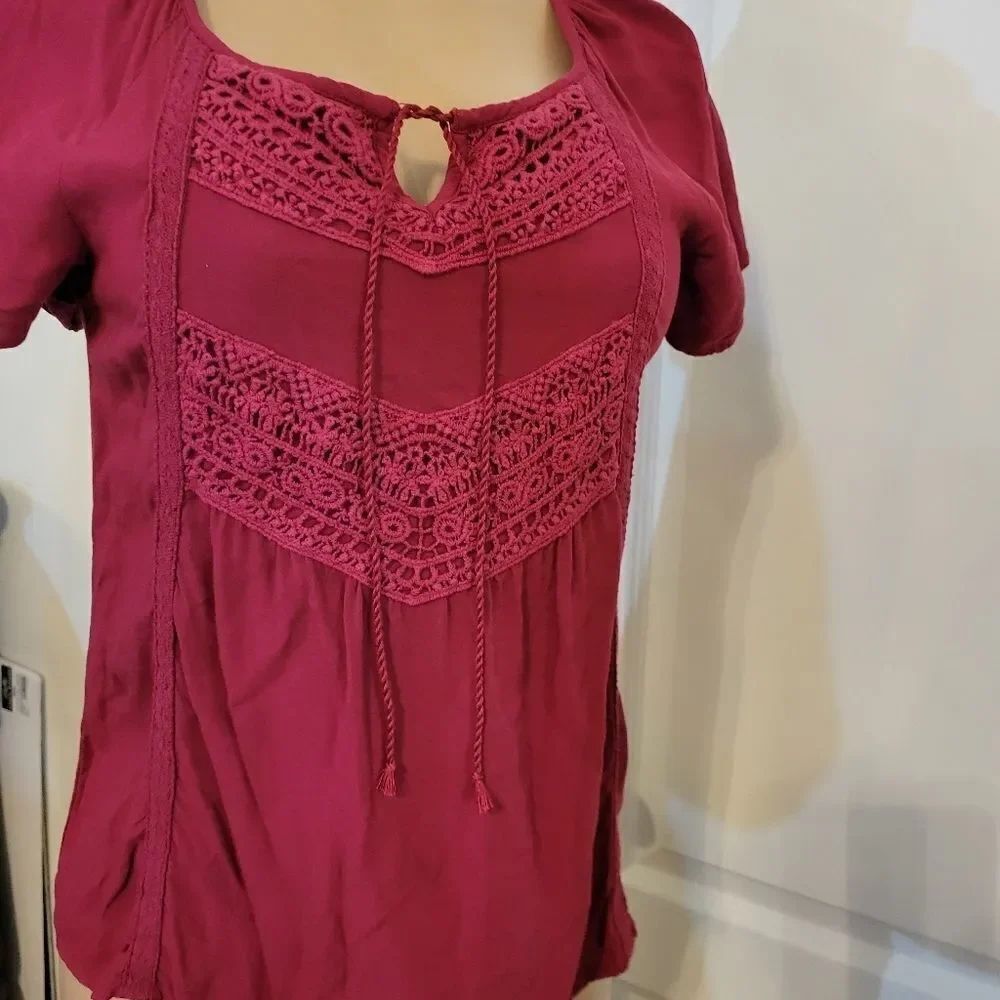 BRAND NEW NO BOUNDARIES RED BLOUSE